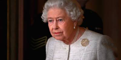 Queen Elizabeth Shares an Emotional Message on New Year's Eve - www.justjared.com