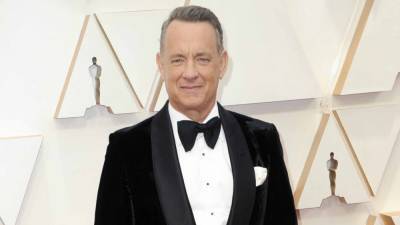 Tom Hanks Shows Off His Bald Look for Upcoming Elvis Presley Biopic - www.etonline.com - Indiana - county Parker