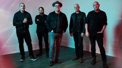 Christian band MercyMe debuts new song inspired by family friend who lost limbs due to septic shock - www.foxnews.com