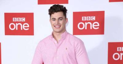 Curtis Pritchard resumes filming on Celebs Go Dating - www.msn.com