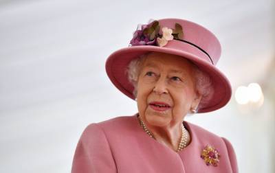 The Queen Left Heartbroken As Her Beloved Dog Vulcan Dies - etcanada.com