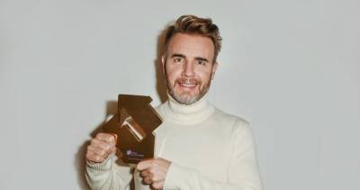 Gary Barlow scores third Number 1 on Official Albums Chart with Music Played By Humans - www.officialcharts.com