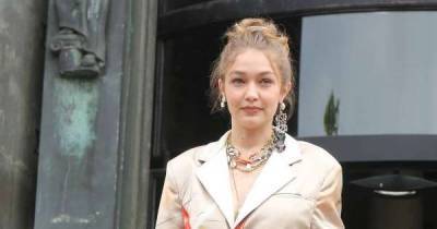 Gigi Hadid returns to work after daughter's birth - www.msn.com - India - county Stone