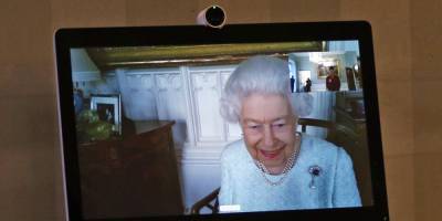 The Queen Held Her First Ever Virtual Diplomatic Audience - www.harpersbazaar.com - Britain - city Windsor