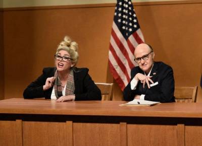 Cecily Strong Plays Unhinged Witness In ‘SNL’ Spoof Of Giuliani’s Off-The-Rails Voter-Fraud Hearing - etcanada.com