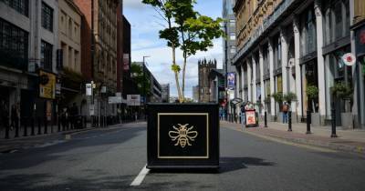 Deansgate stretch closed to traffic will have to be reopened after bus company challenge - www.manchestereveningnews.co.uk - Manchester