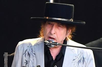 Bob Dylan sells rights to all his songs in likely record-breaking deal - nypost.com - New York - New York