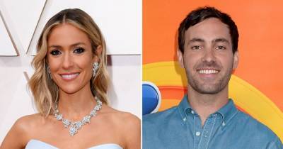 Kristin Cavallari Packs on the PDA With Comedian Jeff Dye on Steamy Mexican Getaway - www.usmagazine.com - Mexico - Chicago