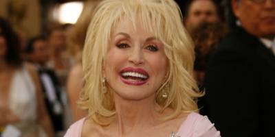 Dolly Parton's Earthquake Emergency Plan Includes High Heels and Makeup - www.harpersbazaar.com