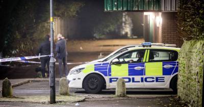 Huge police cordon after man stabbed behind supermarket in Bolton - www.manchestereveningnews.co.uk - Manchester