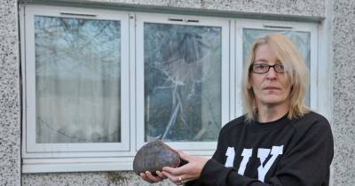 Perth woman waits months for broken windows to be replaced - www.dailyrecord.co.uk