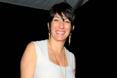 Ghislaine Maxwell losing her hair, weight from imprisonment: lawyers - www.foxnews.com - USA