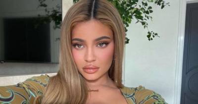 Kylie Jenner unveils fiery ‘alter ego’ in sultry selfies – after asking fans to decide her new hair colour - www.ok.co.uk
