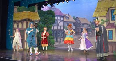 Virtual pantomime for North Lanarkshire audience - www.dailyrecord.co.uk - city Wilson