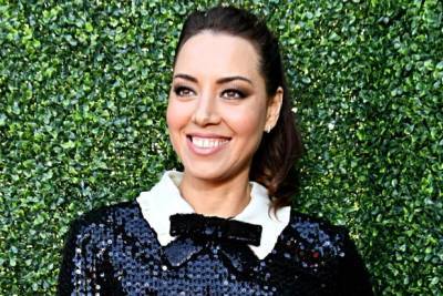 Aubrey Plaza May or May Not Be Serious About Having Written a ‘Harry Potter Franchise’-Style Project (Video) - thewrap.com
