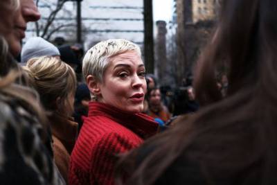 Rose McGowan’s Racketeering Suit Against Harvey Weinstein Partially Dismissed - thewrap.com