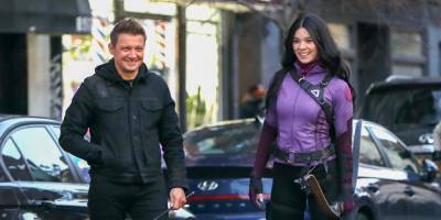 Jeremy Renner & Hailee Steinfeld Continue Filming 'Hawkeye' TV Show in NYC - www.justjared.com - New York