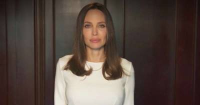 Angelina Jolie offers advice to women fearing abuse over the holidays - www.msn.com - city Seoul