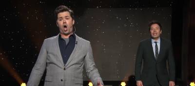Andrew Rannells & Jimmy Fallon Recap 2020 with a Musical - Watch Now! - www.justjared.com