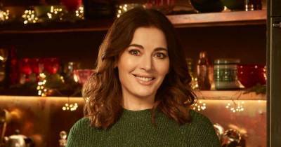 Nigella Lawson has cleared up confusion about the way she pronounces microwave - www.msn.com
