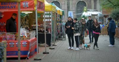 Manchester's mini Christmas market traders plead with people to follow the rules after an 'awful' year - www.manchestereveningnews.co.uk - Manchester