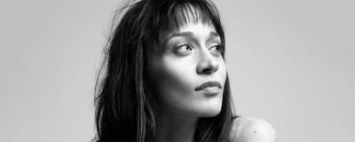 Fiona Apple pledges two years of sync income from two songs to charity - completemusicupdate.com