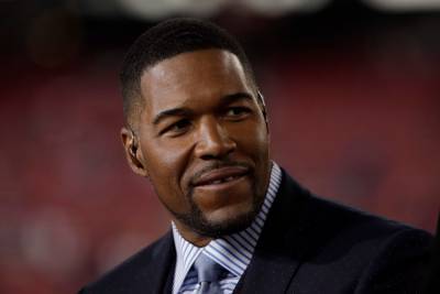 Michael Strahan Feared He Couldn’t ‘Raise His Voice’ During His Time On ‘Live With Kelly’ - etcanada.com