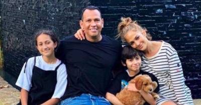 Jennifer Lopez divides fans after getting son Max a new puppy during lockdown - www.msn.com