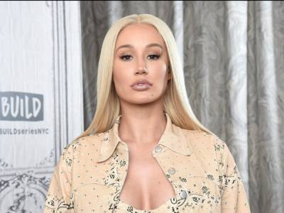 Iggy Azalea Has The Tiniest Waist After Just Giving Birth And Fans Can’t Believe Their Eyes! - celebrityinsider.org