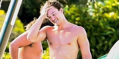Tyler Cameron Shows Off His Summer Tan Shirtless After a Fishing Trip - www.justjared.com