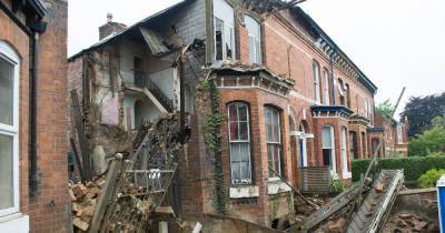 Investigation launched into what caused house in Chorlton to collapse as owner says he is 'devastated' - www.manchestereveningnews.co.uk - Manchester