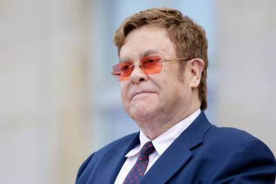 Elton John Praises ‘Brilliant’ Secondary School Cover Of ‘I’m Still Standing’ - etcanada.com
