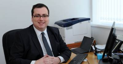 Council hands out 500 laptops to needy children to boost learning - www.dailyrecord.co.uk - Scotland - county Will