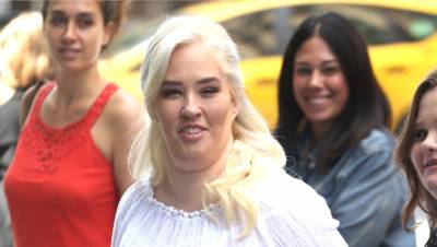 Mama June Shannon Admits To Using ‘$2,500’ Of Meth ‘A Day’: Geno I ‘Were Broke’ — Watch - hollywoodlife.com