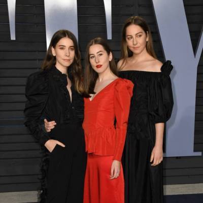 Haim detail experiences with sexism in music industry on new album - www.peoplemagazine.co.za - Los Angeles