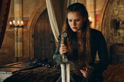 King Arthur’s Sword Chooses Katherine Langford in Trailer for Netflix’s ‘Cursed’ (Video) - thewrap.com