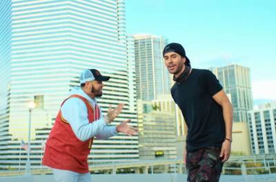 Anuel AA’s ‘Fútbol & Rumba' Featuring Enrique Iglesias Lands in Top 10 on Latin Rhythm Airplay Chart - www.billboard.com