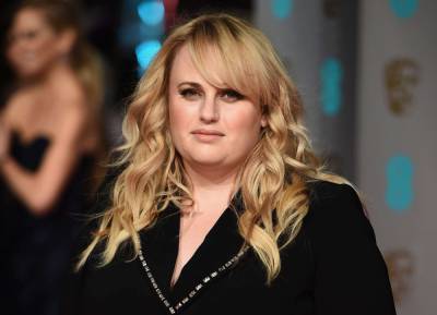 Rebel Wilson Says She Got ‘Paid A Lot Of Money’ Not To Lose Weight – Here’s Why She Did It Anyway! - celebrityinsider.org