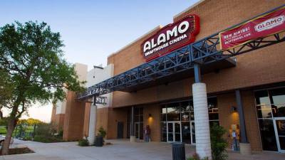Alamo Drafthouse Announces Facemask Requirement After AMC Statement: “This Is Not Political” - theplaylist.net