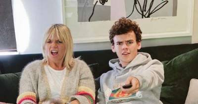 Craig Phillips - Celebrity Gogglebox viewers 'feel old' after Woody Cook question - msn.com
