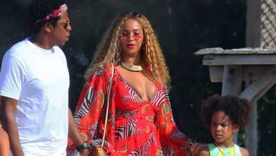 Beyonce Jay Z Escape To The Hamptons With Blue Ivy The Twins In Full Protective Gear — Pics - hollywoodlife.com - New York