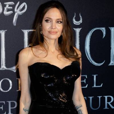 Angelina Jolie reveals Brad Pitt split was best for kids - www.peoplemagazine.co.za