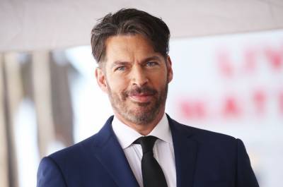 Harry Connick Jr. Honors Workers During Pandemic Road Trip - www.billboard.com