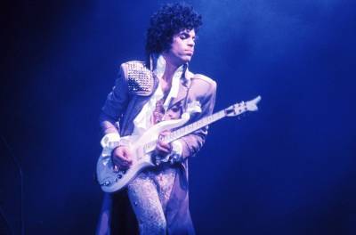 Prince’s Custom Guitar From the 1980s Brings Big Dollars at Auction - www.billboard.com - Beverly Hills