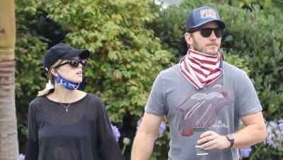 Chris Pratt Goes for a Stroll with Pregnant Wife Katherine Schwarzenegger - www.justjared.com - Santa Monica