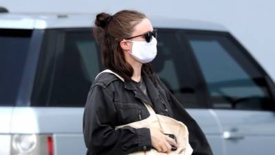 Pregnant Rooney Mara Keeps Her Bump Covered While Heading to a Checkup - www.justjared.com - Los Angeles
