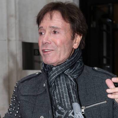 Cliff Richard recorded We’ll Meet Again duet with Dame Vera Lynn - www.peoplemagazine.co.za