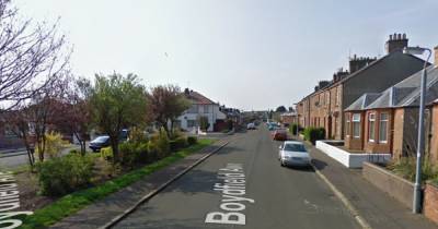 Boy, 16, rushed to hospital with serious head injury after being assaulted and robbed on Scots street - www.dailyrecord.co.uk - Scotland