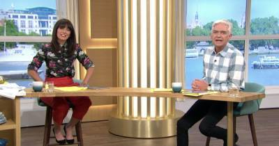This Morning fans confused as Holly Willoughby is replaced by Davina McCall to present alongside Phillip Schofield - www.ok.co.uk