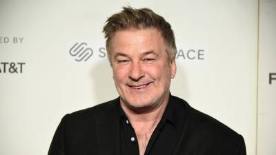 Alec Baldwin on His Upcoming Western, Filmmaking Post-Pandemic and Onscreen Versatility: "I'm an Actor of the Old School" - www.hollywoodreporter.com - Paris - Iraq - county Baldwin